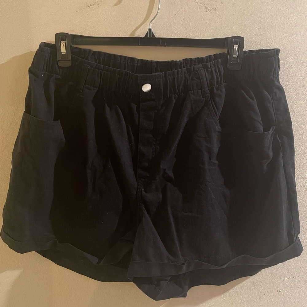 H&M Black Short